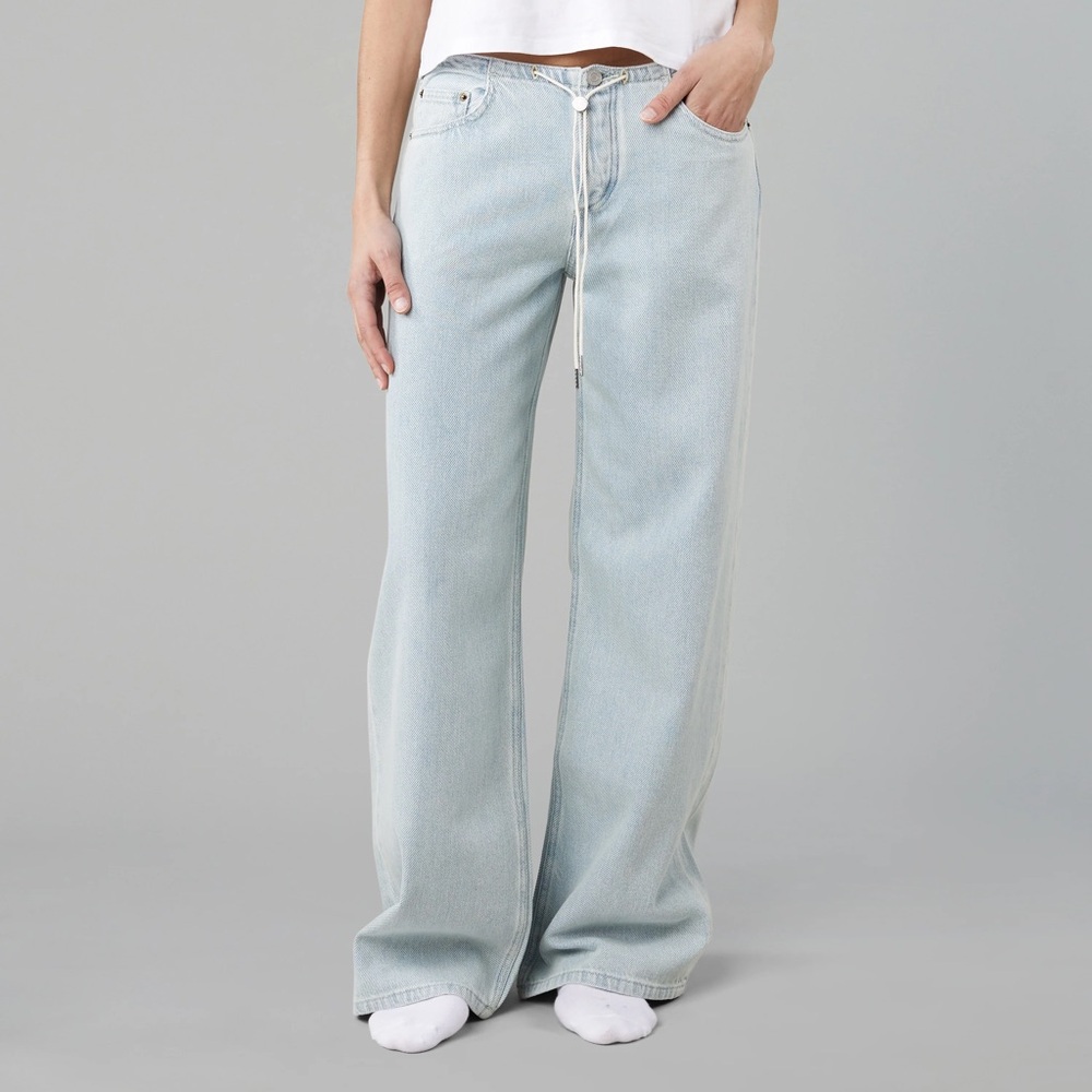 STILL HERE COOL JEANS | Vintage Blue | S: 29 | Inseam: 28”